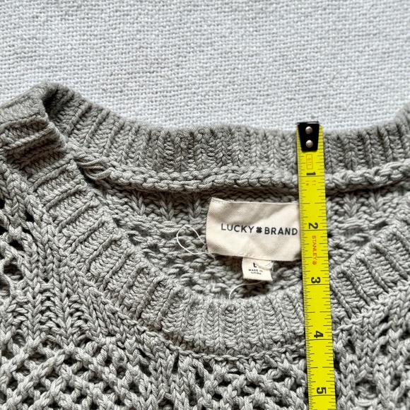 sweater - Picture 3 of 3